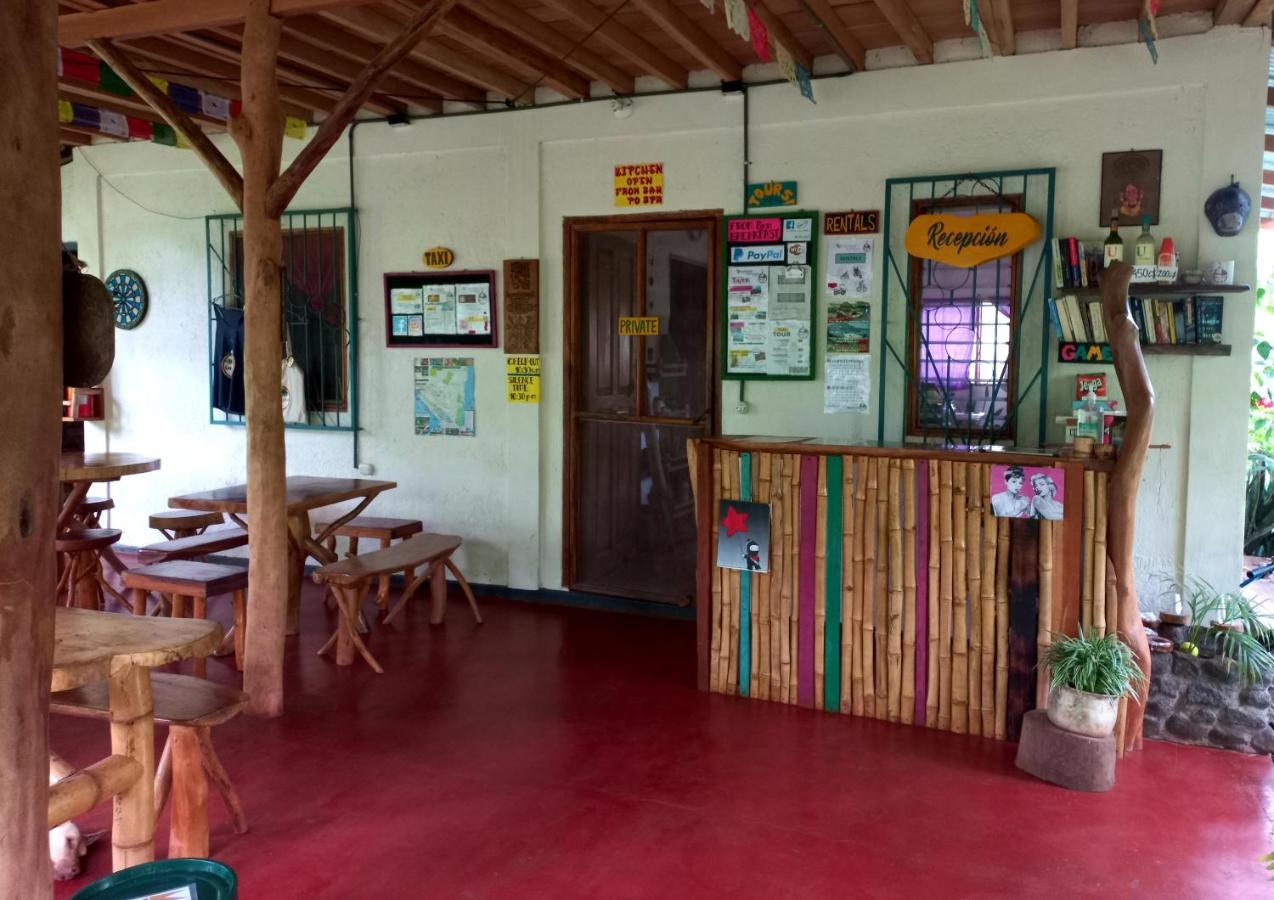 La Urraca Loca Hostel Balgue 외부 사진